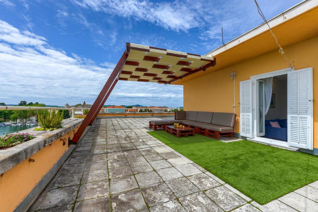 Roof *